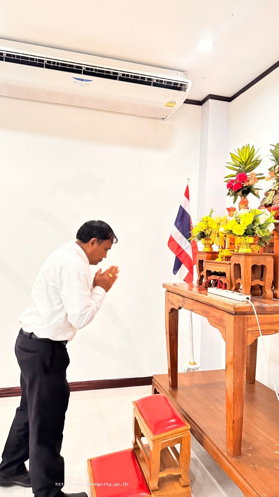 วันที่ 24 เมษายน 2567 คณะผู้บริหาร ประธานสภาฯ ข้าราชการ พนักงานจ้าง และสมาชิกสภาฯ เข้าร่วมโครงการอบรมคุณธรรมจริยธรรมของบุคลากร ประจำปีงบประมาณ พ.ศ.2567 