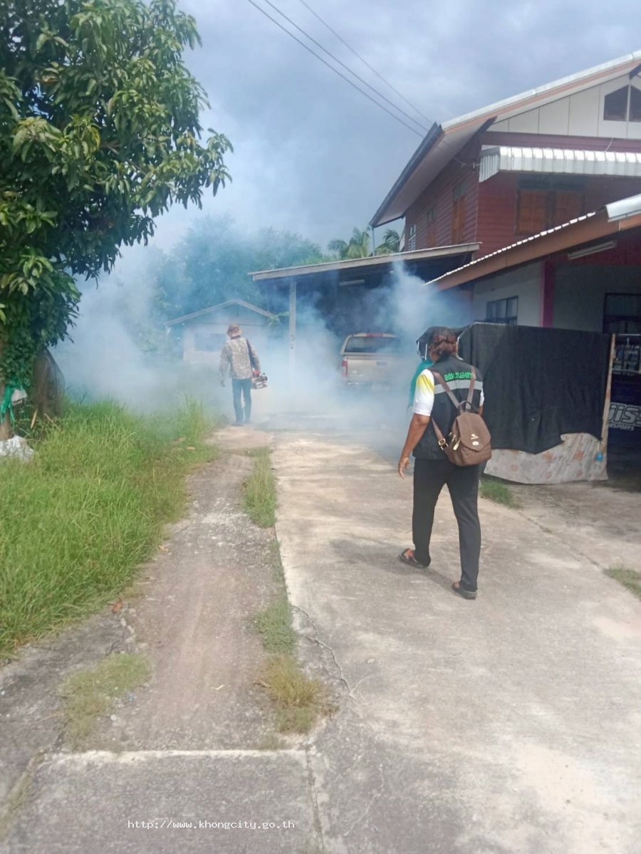 วันที่ 3 ตุลาคม 2568 กองสาธารณสุข และสิ่งแวดล้อม อบต.เมืองคงได้ออกพ่นหมอกควัน ป้องกันโรคไข้เลือดออก บ้านหนองสรวง หมู่ที่ 3 